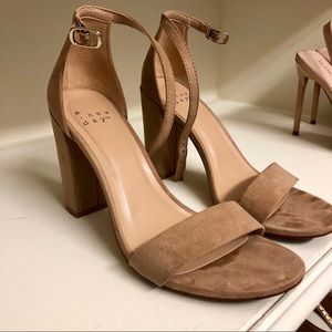 Nude strappy block Heels sandals